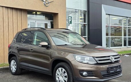 Volkswagen Tiguan I, 2015 год, 1 215 000 рублей, 1 фотография