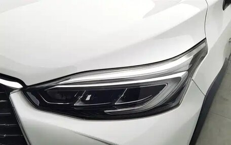 Toyota Yaris XP150 рестайлинг, 2022 год, 1 460 000 рублей, 12 фотография