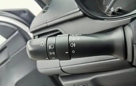 Toyota Yaris XP150 рестайлинг, 2022 год, 1 460 000 рублей, 13 фотография