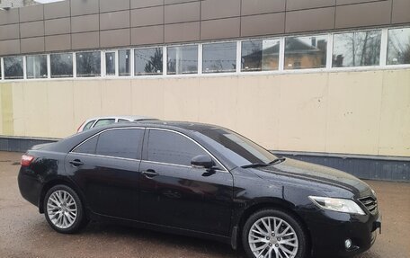 Toyota Camry, 2010 год, 1 390 000 рублей, 4 фотография