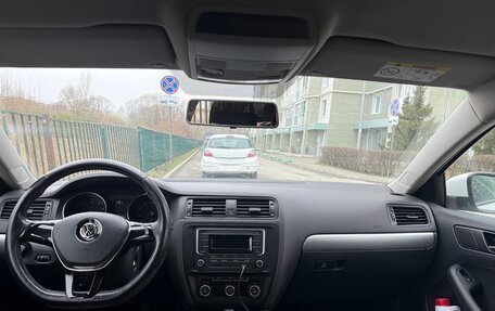 Volkswagen Jetta VI, 2016 год, 1 000 000 рублей, 7 фотография