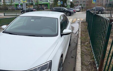 Volkswagen Jetta VI, 2016 год, 1 000 000 рублей, 4 фотография