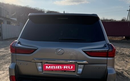 Lexus LX III, 2017 год, 7 000 000 рублей, 2 фотография