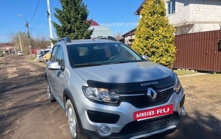 Renault Sandero II рестайлинг, 2017 год, 930 000 рублей, 2 фотография