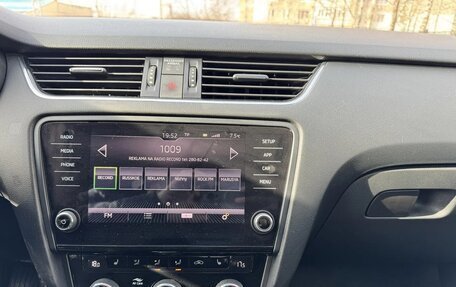 Skoda Octavia, 2018 год, 1 885 000 рублей, 13 фотография