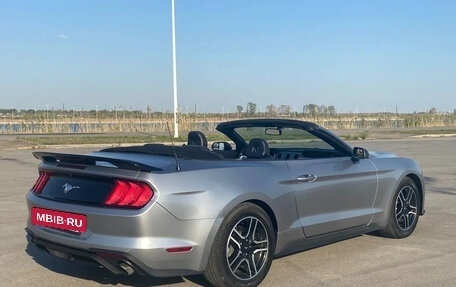 Ford Mustang VI рестайлинг, 2020 год, 2 999 999 рублей, 8 фотография