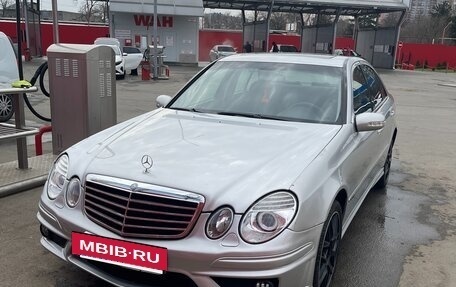 Mercedes-Benz E-Класс, 2003 год, 880 000 рублей, 3 фотография