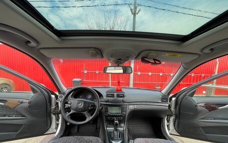 Mercedes-Benz E-Класс, 2003 год, 880 000 рублей, 8 фотография