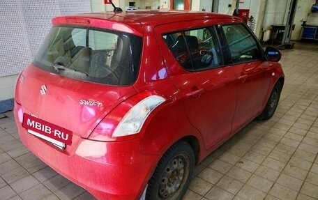 Suzuki Swift IV, 2011 год, 720 000 рублей, 3 фотография