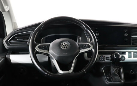 Volkswagen Multivan T6 рестайлинг, 2020 год, 4 999 000 рублей, 18 фотография