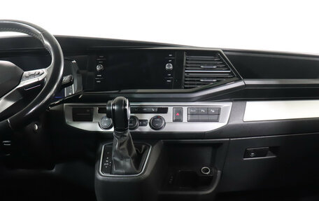 Volkswagen Multivan T6 рестайлинг, 2020 год, 4 999 000 рублей, 14 фотография