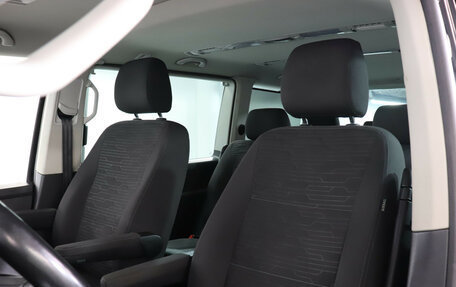 Volkswagen Multivan T6 рестайлинг, 2020 год, 4 999 000 рублей, 17 фотография