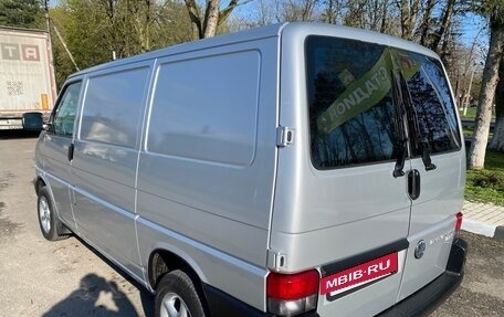 Volkswagen Transporter T4, 2002 год, 1 035 000 рублей, 6 фотография