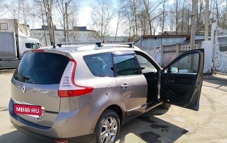 Renault Scenic III, 2013 год, 1 050 000 рублей, 8 фотография