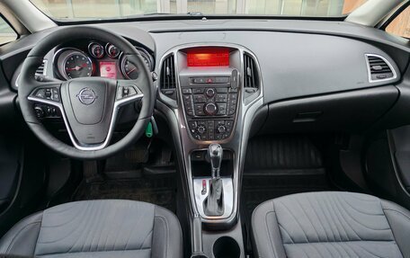 Opel Astra J, 2013 год, 840 000 рублей, 7 фотография