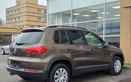 Volkswagen Tiguan I, 2015 год, 1 215 000 рублей, 6 фотография