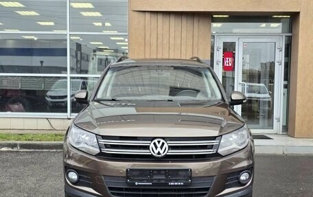 Volkswagen Tiguan I, 2015 год, 1 215 000 рублей, 2 фотография