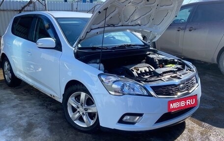 KIA cee'd I рестайлинг, 2011 год, 715 000 рублей, 6 фотография