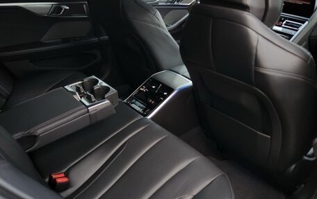 BMW 8 серия, 2022 год, 11 300 000 рублей, 10 фотография