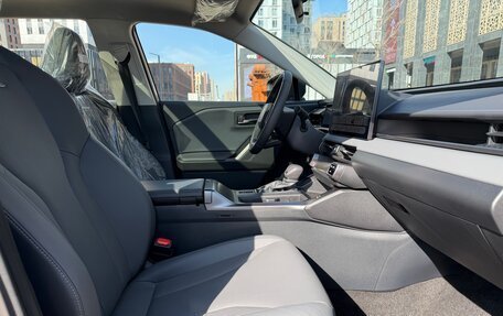 Toyota RAV4, 2025 год, 4 149 000 рублей, 21 фотография