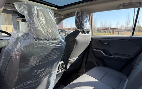 Toyota RAV4, 2025 год, 4 149 000 рублей, 27 фотография