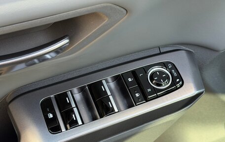 Toyota RAV4, 2025 год, 4 150 000 рублей, 11 фотография