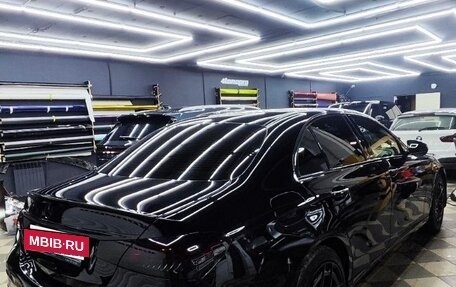 Mercedes-Benz E-Класс, 2020 год, 4 800 000 рублей, 2 фотография
