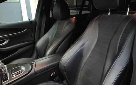 Mercedes-Benz E-Класс, 2020 год, 4 800 000 рублей, 16 фотография