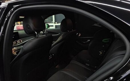 Mercedes-Benz E-Класс, 2020 год, 4 800 000 рублей, 18 фотография