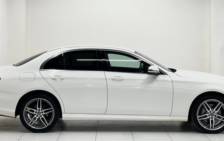 Mercedes-Benz E-Класс, 2017 год, 3 490 000 рублей, 6 фотография