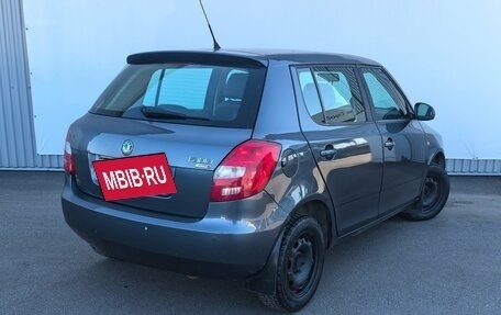 Skoda Fabia II, 2011 год, 420 000 рублей, 2 фотография