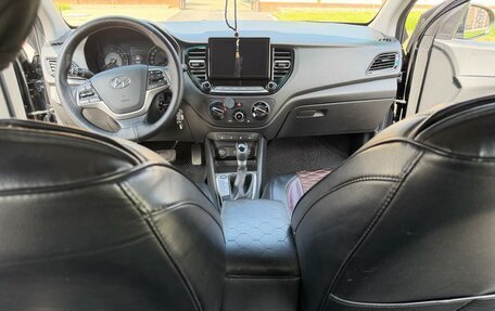 Hyundai Solaris II рестайлинг, 2020 год, 1 400 000 рублей, 6 фотография