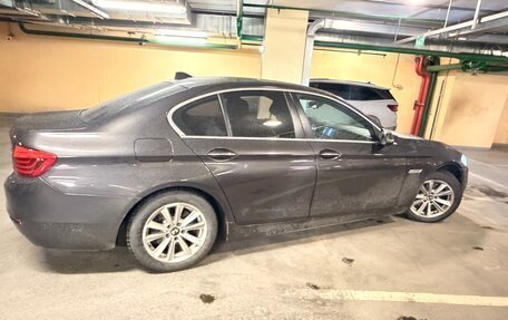 BMW 5 серия, 2014 год, 2 700 000 рублей, 4 фотография