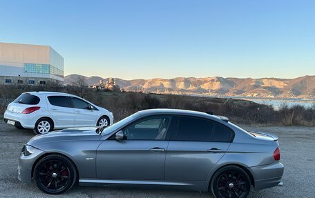 BMW 3 серия, 2011 год, 980 000 рублей, 10 фотография