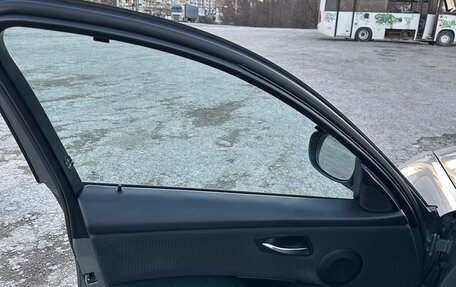 BMW 3 серия, 2011 год, 980 000 рублей, 19 фотография