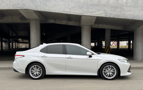 Toyota Camry, 2021 год, 3 150 000 рублей, 9 фотография