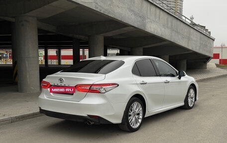 Toyota Camry, 2021 год, 3 150 000 рублей, 8 фотография