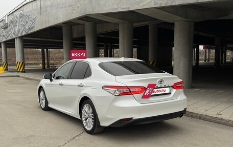 Toyota Camry, 2021 год, 3 150 000 рублей, 6 фотография