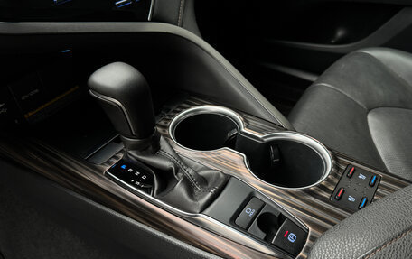 Toyota Camry, 2021 год, 3 150 000 рублей, 22 фотография