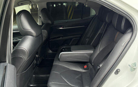 Toyota Camry, 2021 год, 3 150 000 рублей, 27 фотография