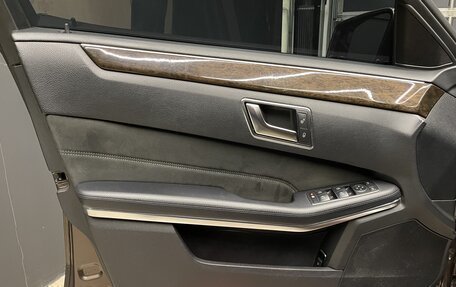 Mercedes-Benz E-Класс, 2014 год, 2 000 000 рублей, 8 фотография