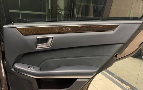 Mercedes-Benz E-Класс, 2014 год, 2 000 000 рублей, 19 фотография