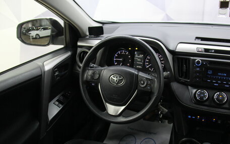 Toyota RAV4, 2016 год, 2 250 000 рублей, 22 фотография