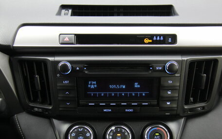 Toyota RAV4, 2016 год, 2 250 000 рублей, 24 фотография