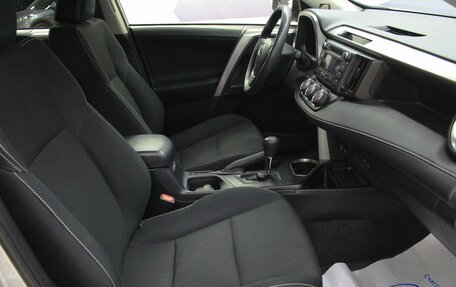 Toyota RAV4, 2016 год, 2 250 000 рублей, 33 фотография