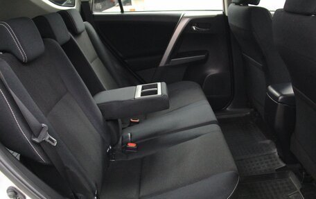 Toyota RAV4, 2016 год, 2 250 000 рублей, 31 фотография