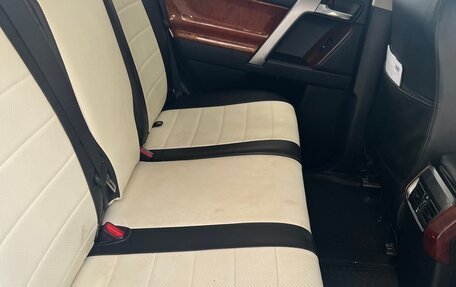 Toyota Land Cruiser Prado 150 рестайлинг 2, 2016 год, 5 150 000 рублей, 6 фотография