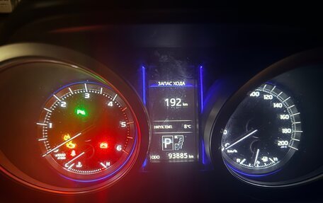 Toyota Land Cruiser Prado 150 рестайлинг 2, 2016 год, 5 150 000 рублей, 9 фотография