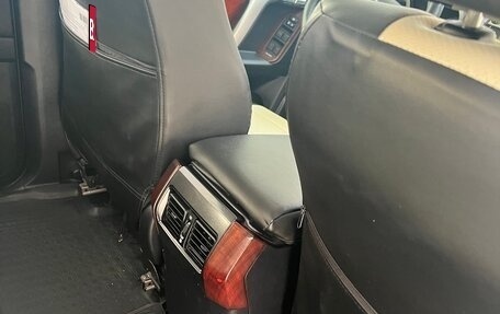 Toyota Land Cruiser Prado 150 рестайлинг 2, 2016 год, 5 150 000 рублей, 7 фотография