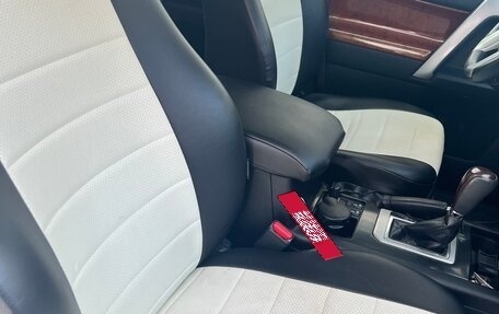 Toyota Land Cruiser Prado 150 рестайлинг 2, 2016 год, 5 150 000 рублей, 5 фотография